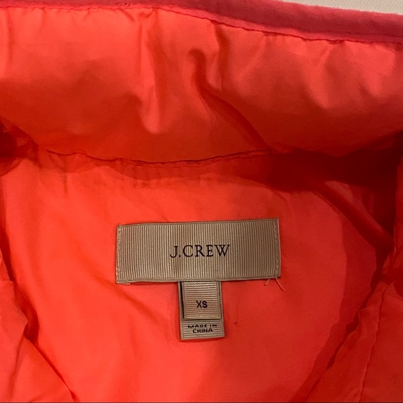 J Crew Neon Flamingo Excursion Quilted Vest - Picture 5 of 6